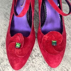 Poetic Justice Beverly Feldman Red Suede Rosette Balletcore Mary Jane Pumps 6.5